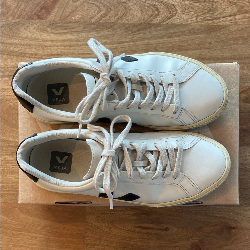 Veja Esplar leather sneakers - Picture 2 of 10